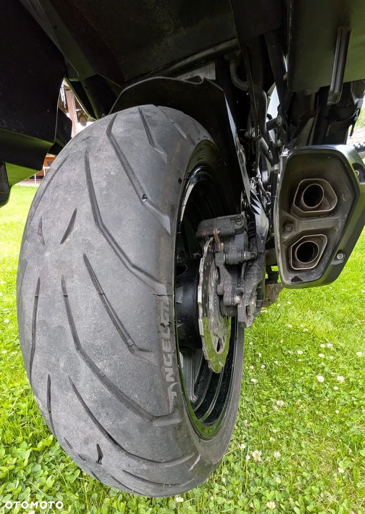 Kawasaki Versys 1000 - 9