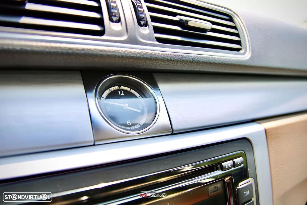 VW Passat CC 2.0 TDi BlueMotion DSG - 31