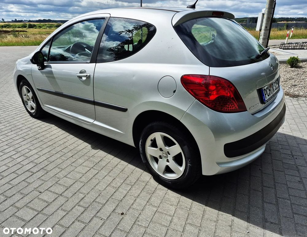 Peugeot 207 1.4 Trendy - 8