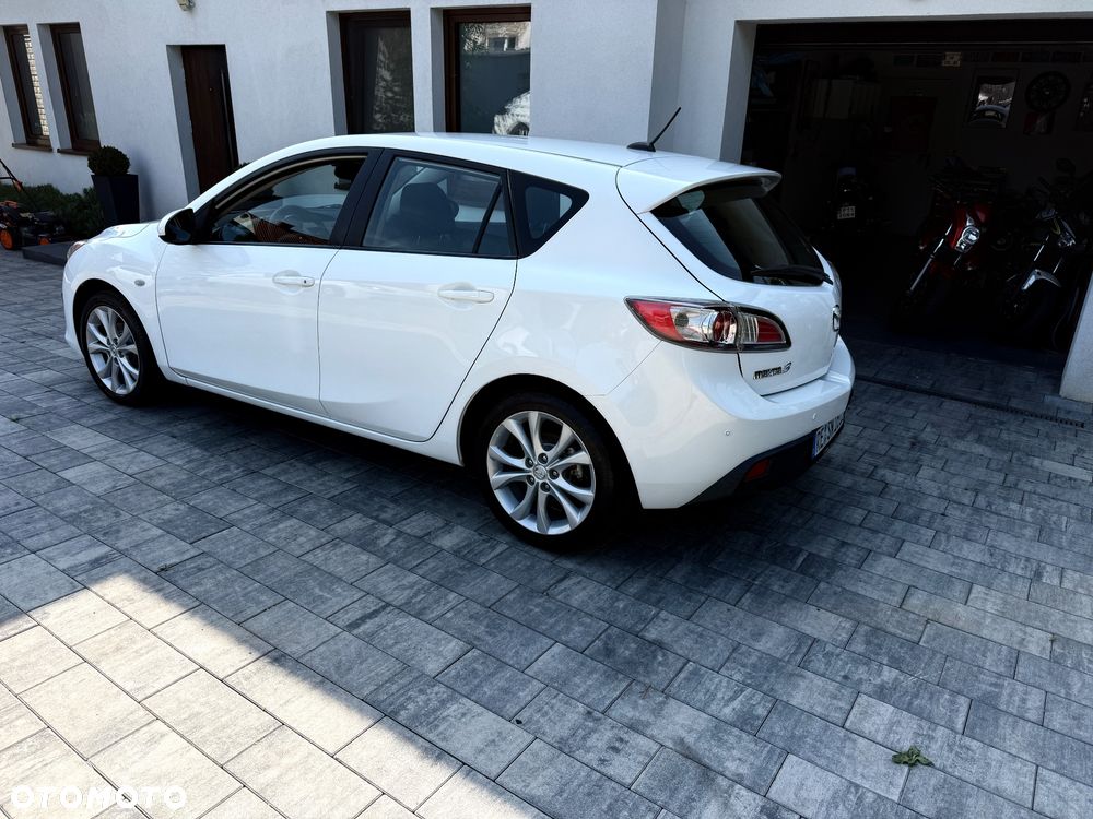 Mazda 3 1.6 Exclusive + - 33