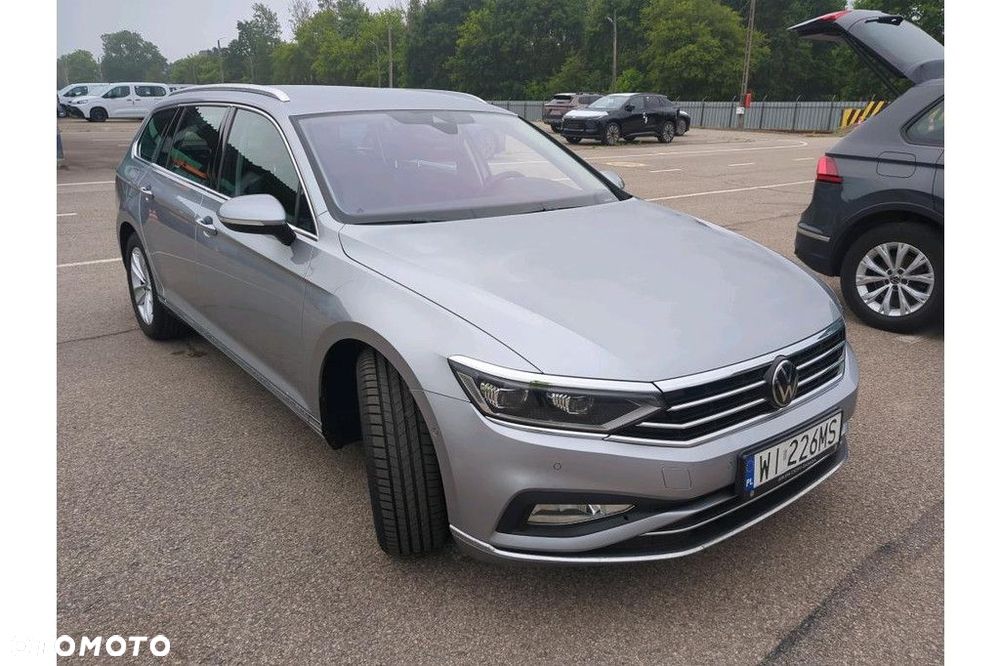 Volkswagen Passat Variant 2.0 TDI EVO Elegance DSG - 4