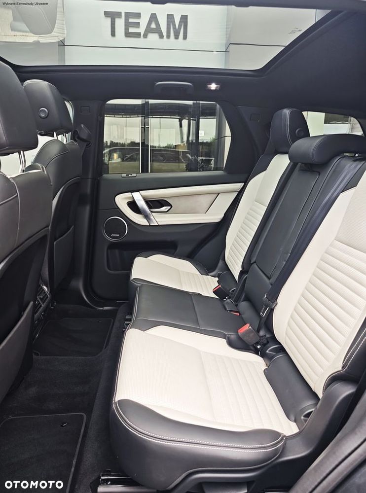 Land Rover Discovery Sport - 14