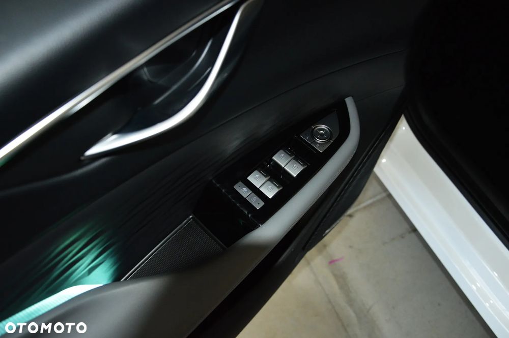 BAIC 5 1.5T Comfort DCT - 21