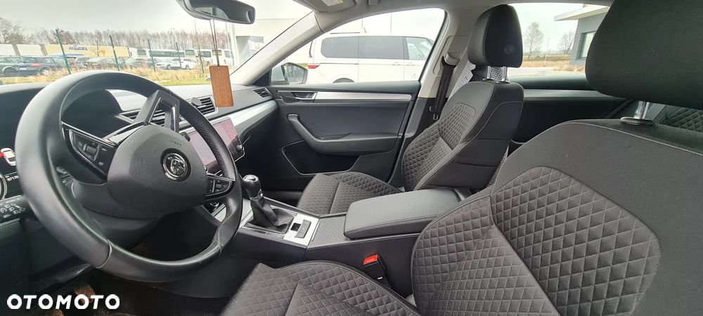 Skoda Superb 1.5 TSI Ambition - 6