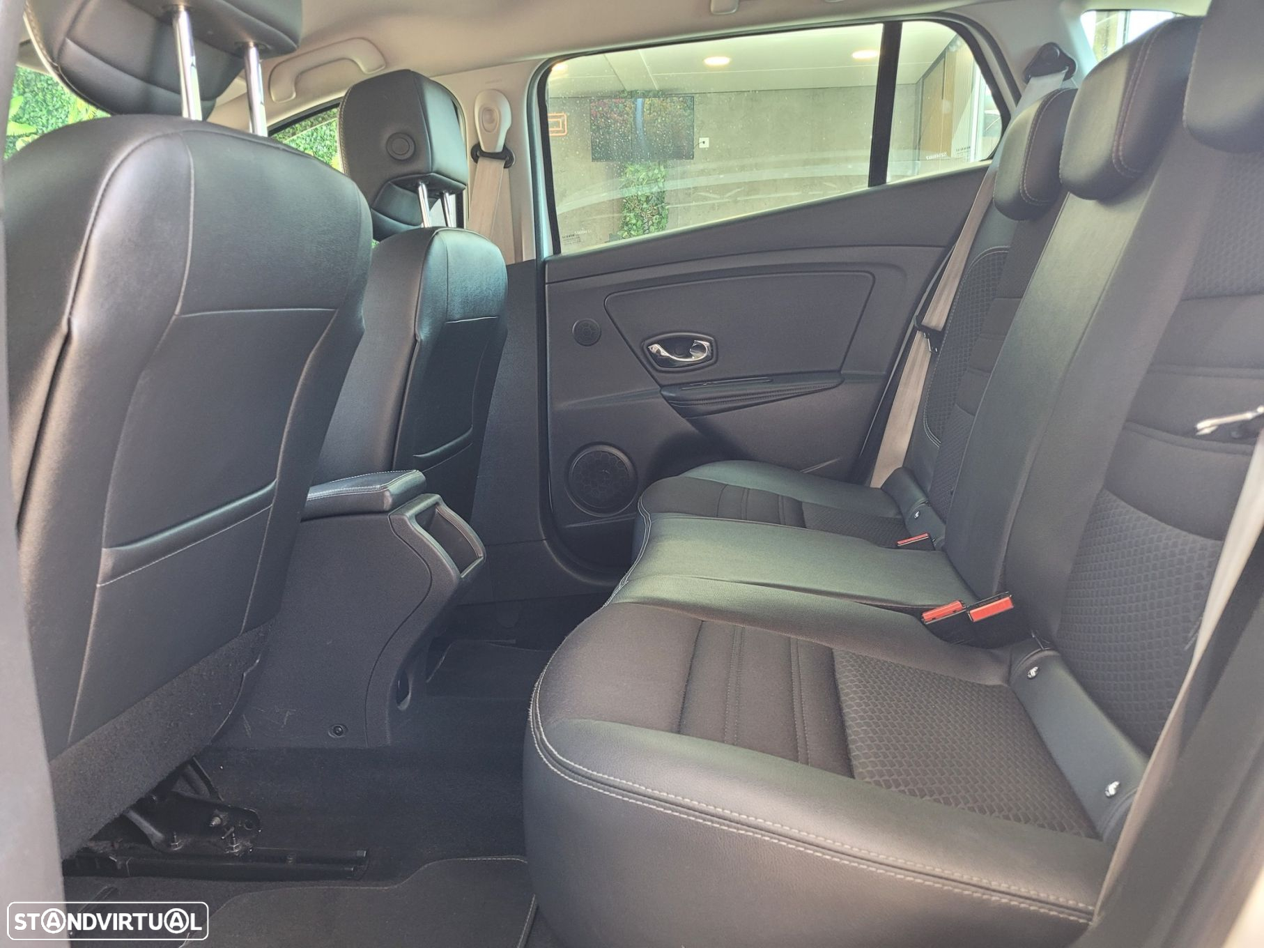Renault Mégane Sport Tourer 1.5 dCi Bose Edition SS - 10