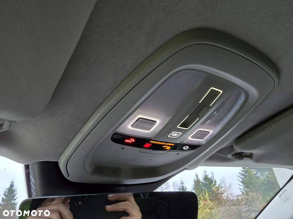 Volvo XC 90 T8 AWD Plug-In Hybrid Inscription 7os - 33