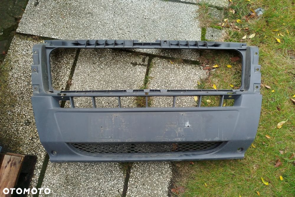 zderzak przód środkowy pod atrape do Ducato III Boxer II Jumper II 06-14r