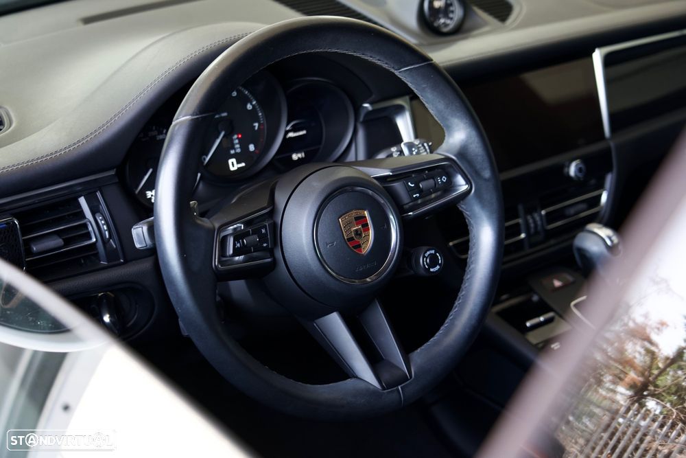 Porsche Macan 2.0T - 18