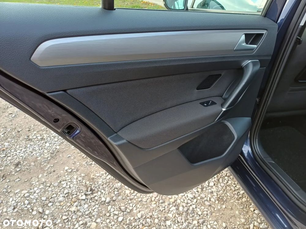 Volkswagen Golf Sportsvan 1.6 TDI BlueMotion Comfortline - 24