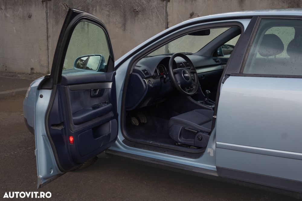 Audi A4 Limuzina - 10