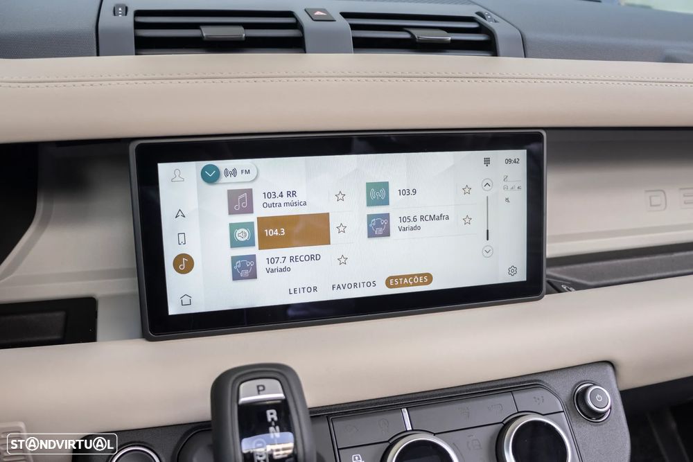 Land Rover Defender 3.0 I6 90 AWD SE - 21