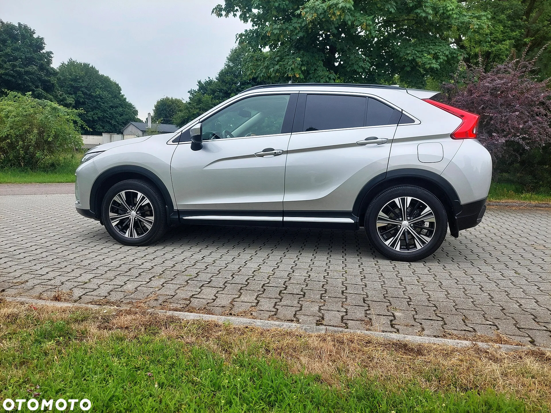 Mitsubishi Eclipse Cross - 8