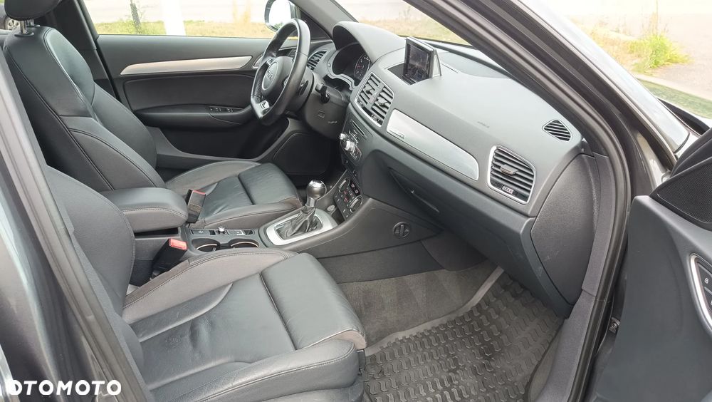 Audi Q3 - 21