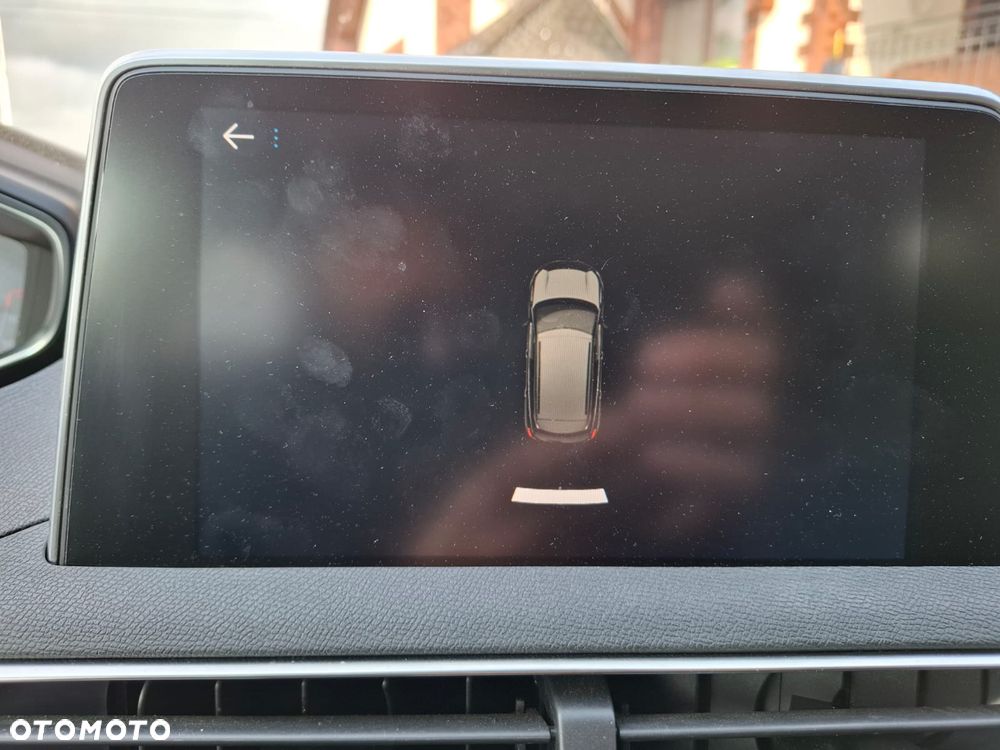 Peugeot 3008 BlueHDi 130 Stop & Start EAT8 Allure - 21