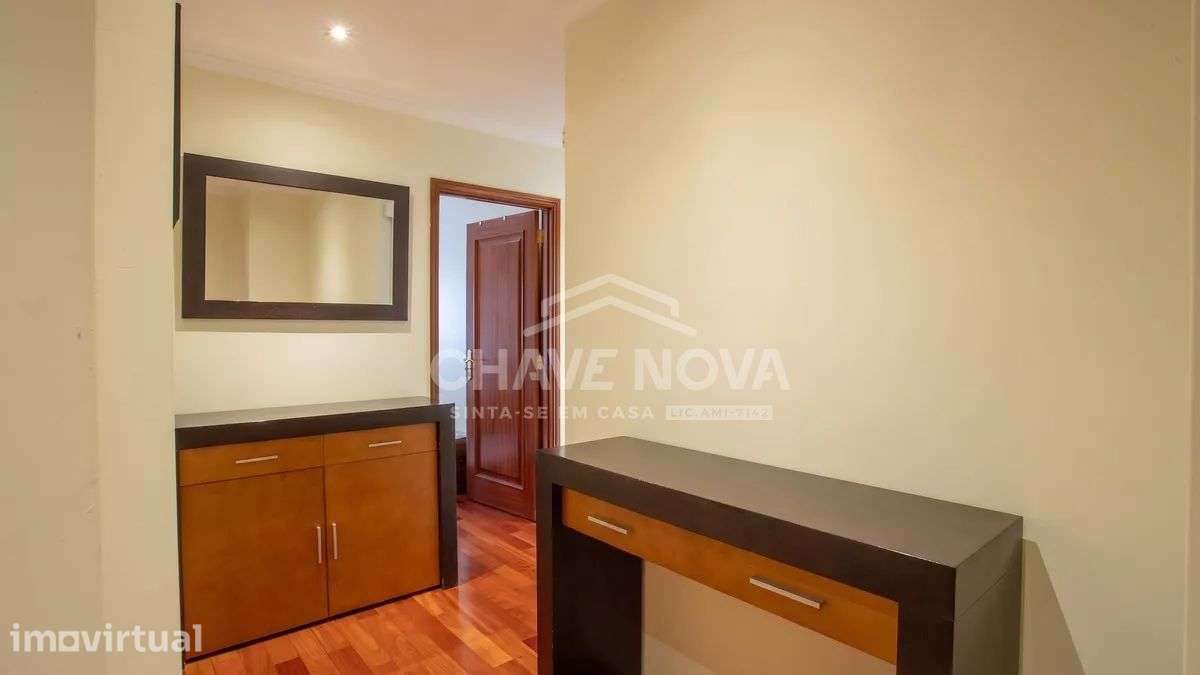 O Apartamento T1+1 Coimbrões, com garagem Box SD/04735PG - Grande imagem: 4/29