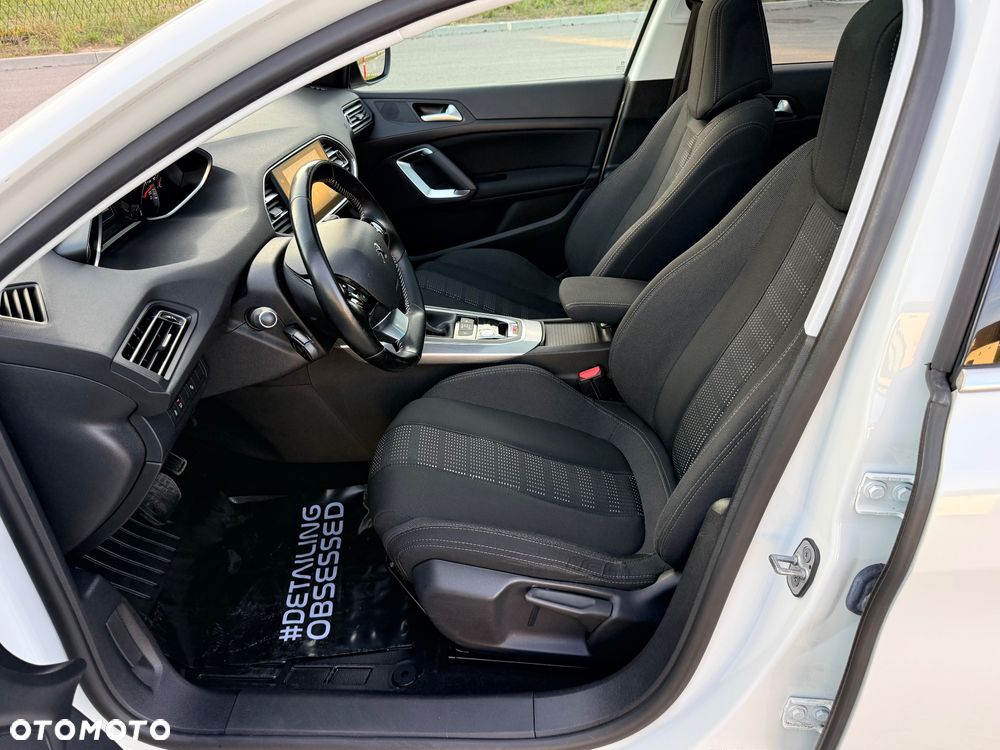 Peugeot 308 BlueHDi FAP 150 EAT6 Stop & Start Allure - 22