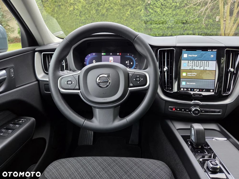 Volvo XC 60 B4 D Geartronic Momentum Pro - 25