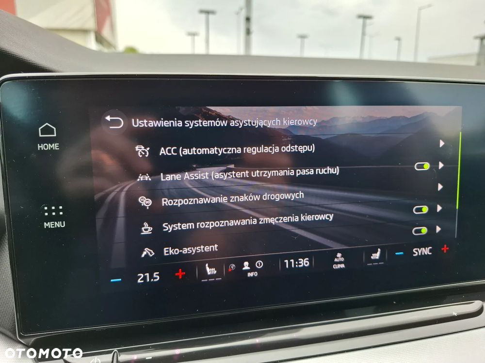 Skoda Octavia Combi 2.0 TDI DSG Clever - 25