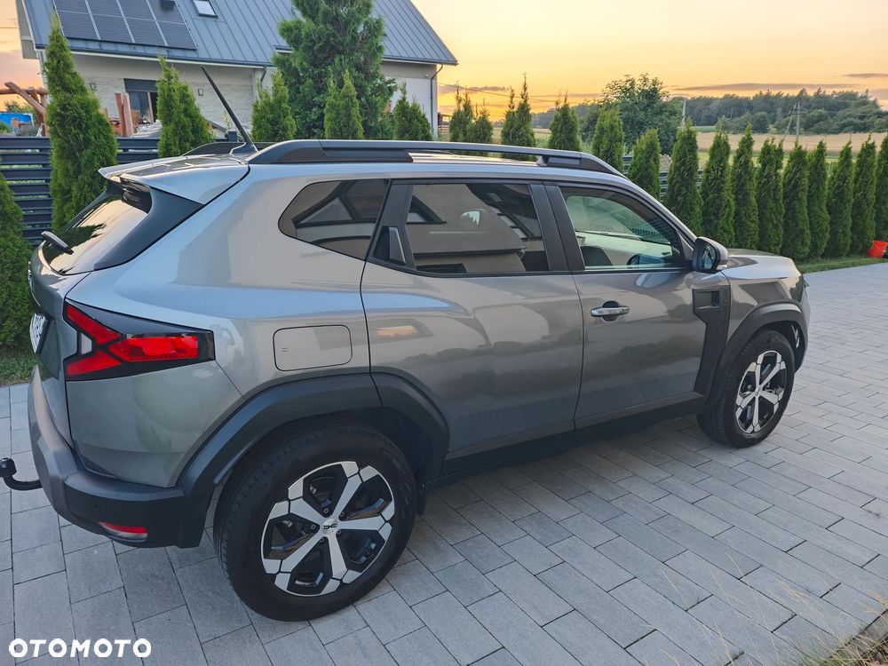 Dacia Duster 1.6 Full Hybrid 140 Journey MMT - 24