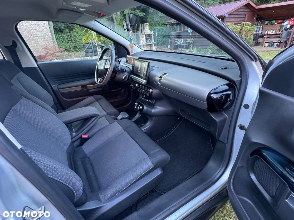 Citroën C4 Cactus - 16