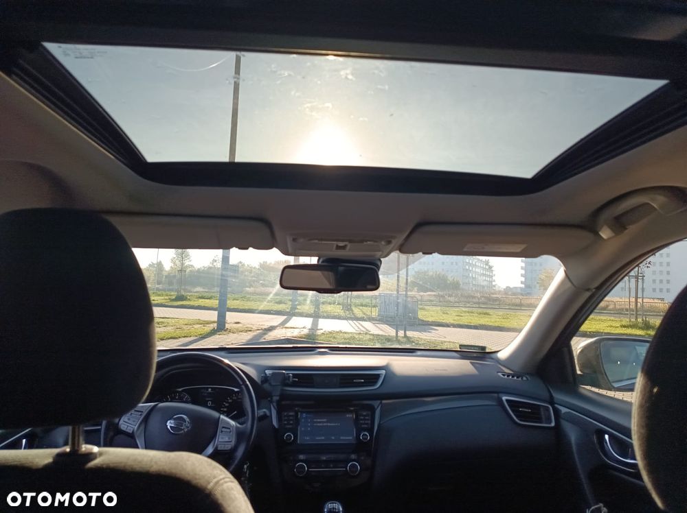 Nissan X-Trail 1.6 DIG-T N-Connecta 2WD - 16