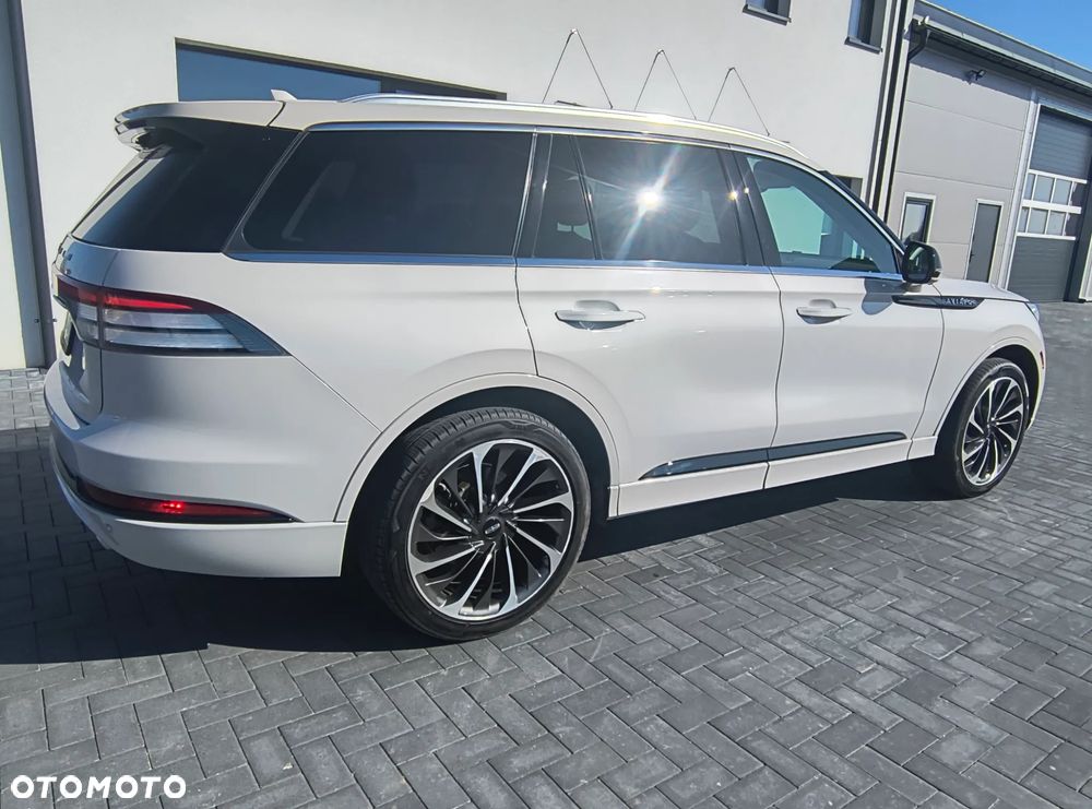 Lincoln Aviator - 7