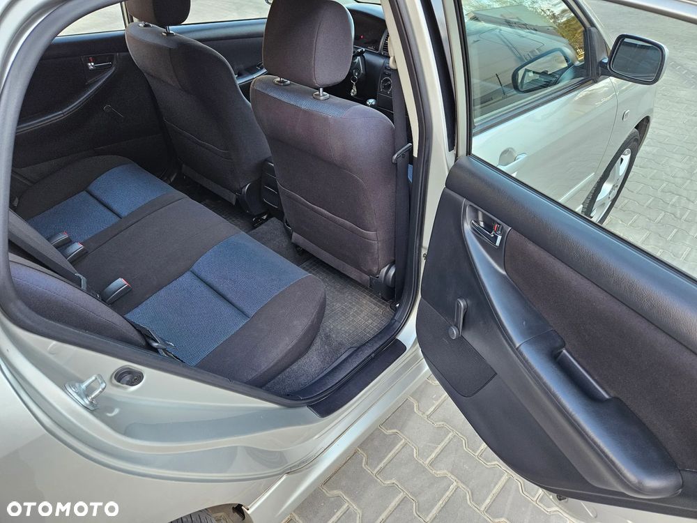 Toyota Corolla 1.4 VVT-i Terra Polaris - 15