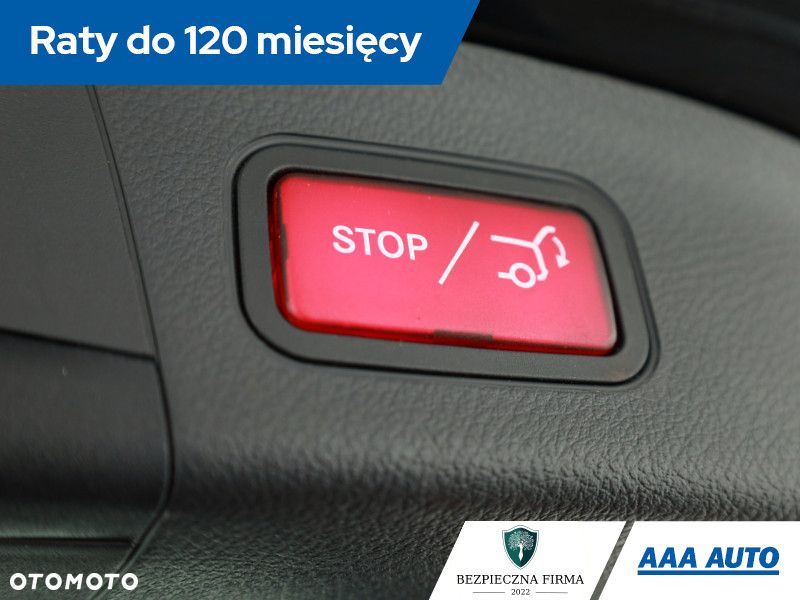 Mercedes-Benz GLA - 15