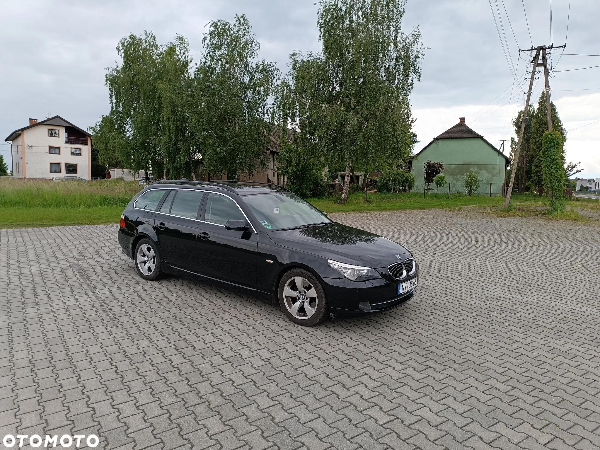 BMW Seria 5 523i Touring Edition Exclusive - 9