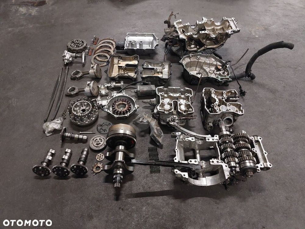 SILNIK BENZYNOWY HONDA VARADERO XL1000V - 4