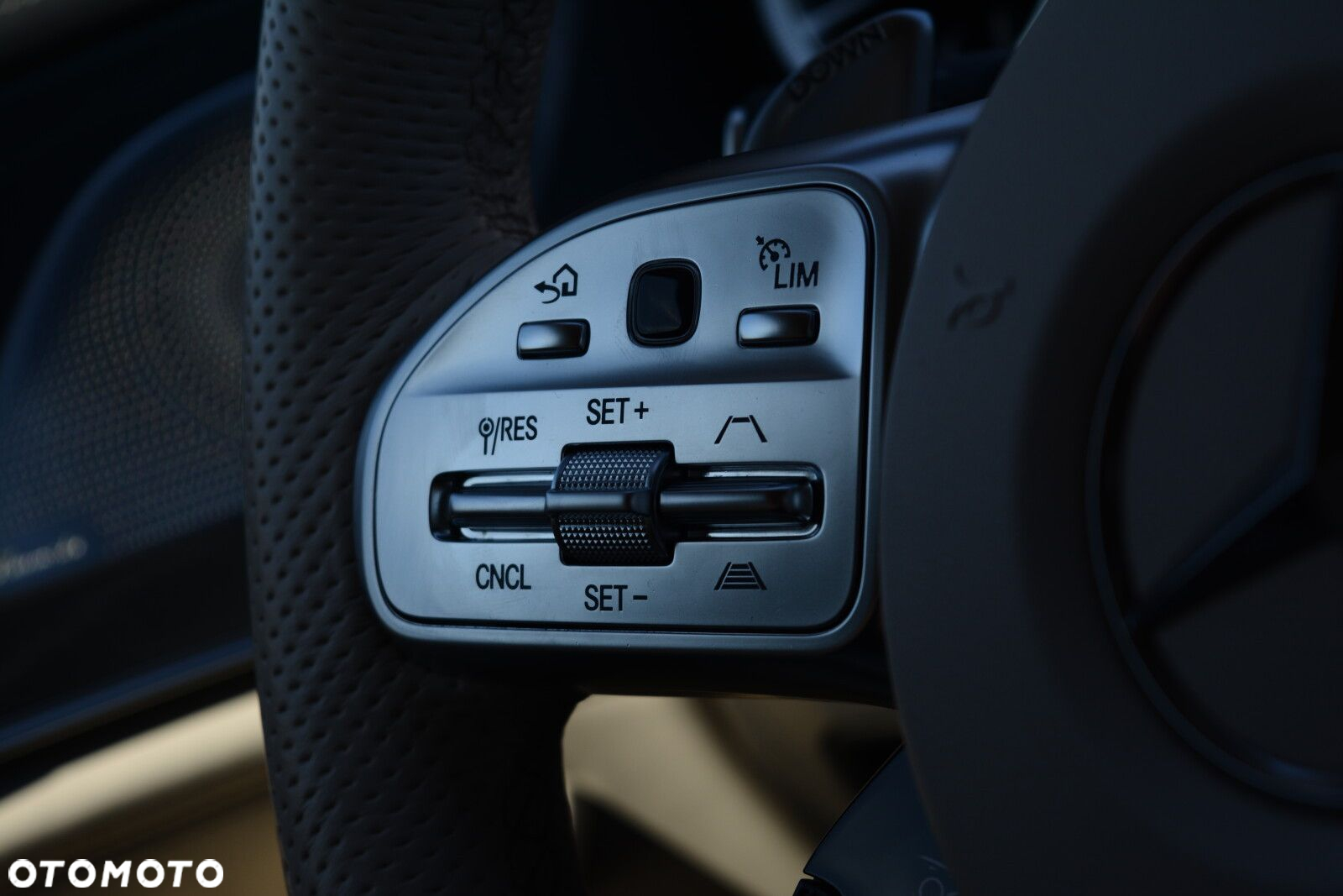 Mercedes-Benz AMG GT 43 4-Matic+ - 23