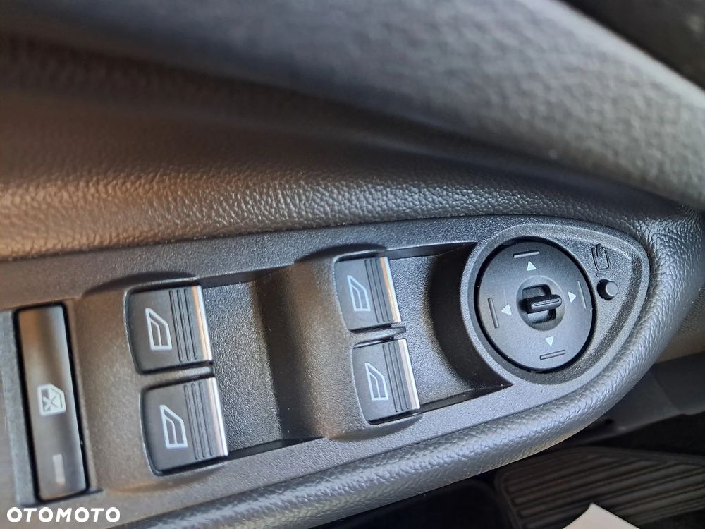 Ford Kuga 1.5 EcoBoost 2x4 Titanium - 20