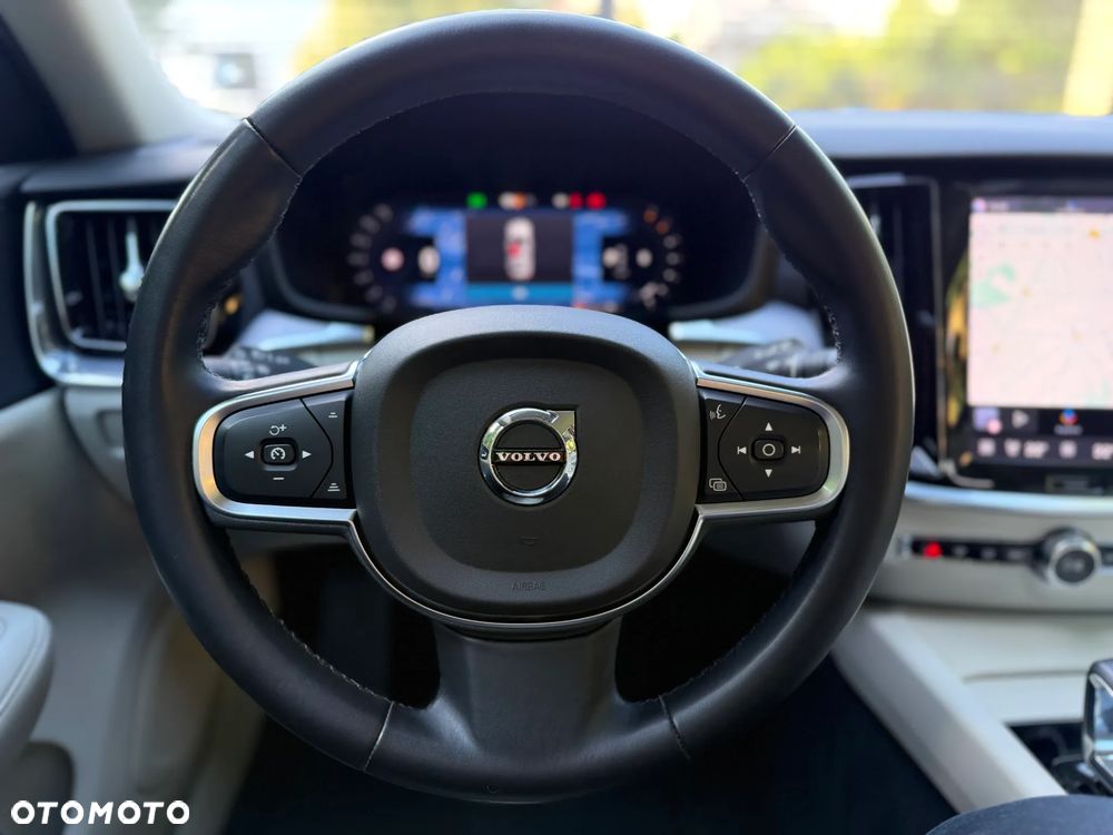 Volvo V60 B4 D Core - 14