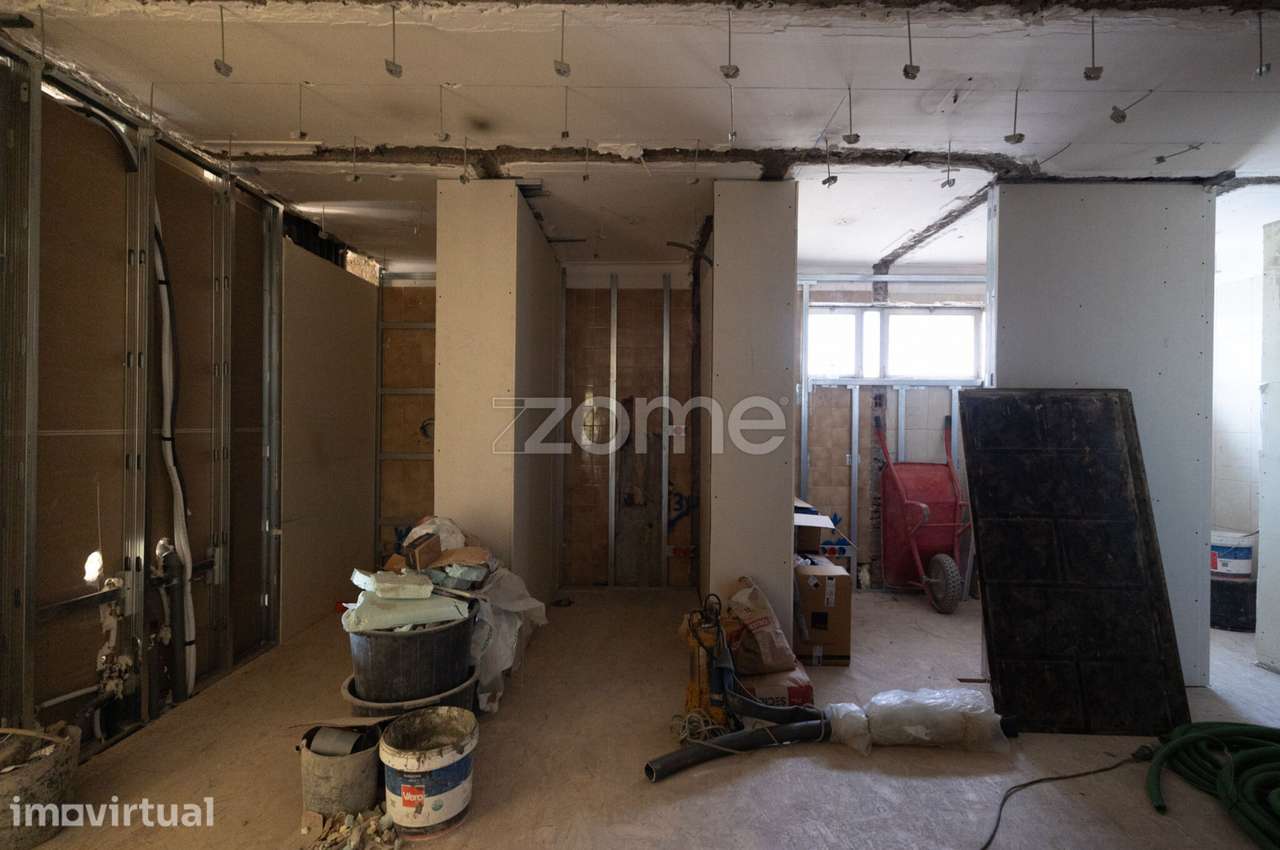 Apartamento T0 Novo c/ Varanda e Arrecadação na Rua Machado Vilela - Grande imagem: 5/20