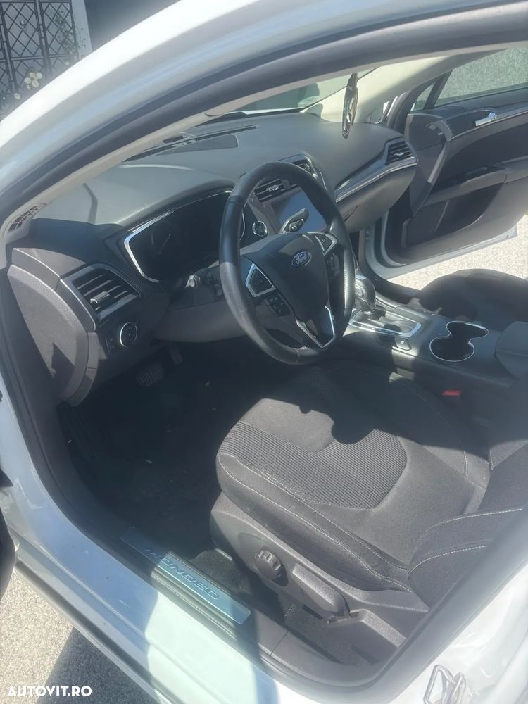 Ford Mondeo - 9