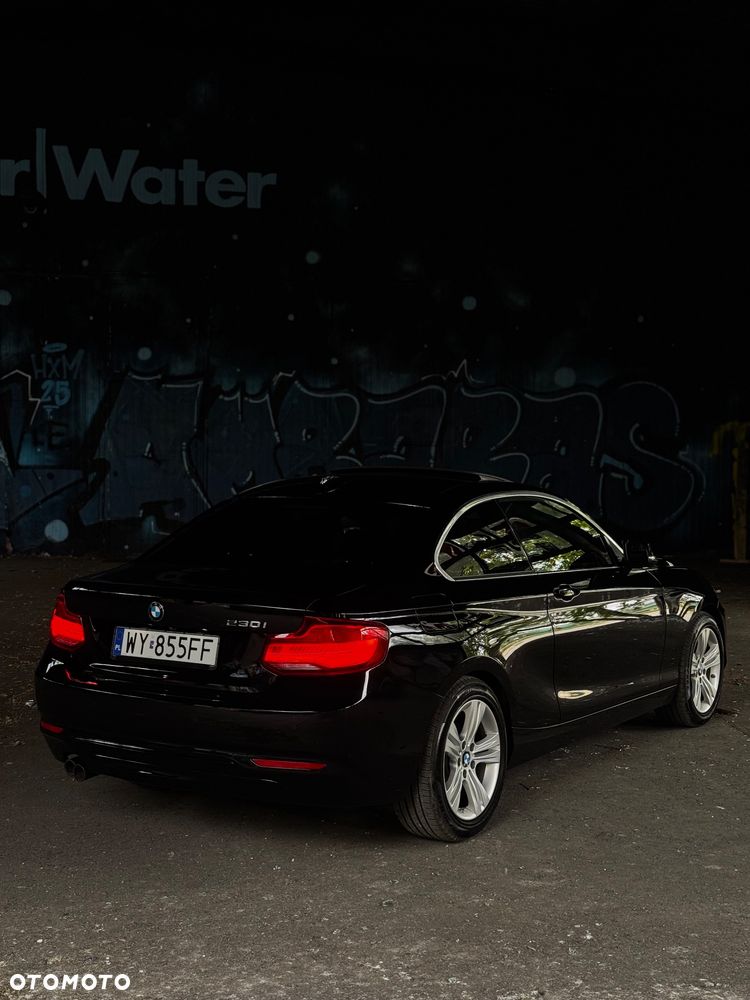 BMW Seria 2 230i Luxury Line sport - 13