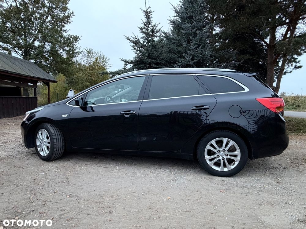 Kia Ceed - 24
