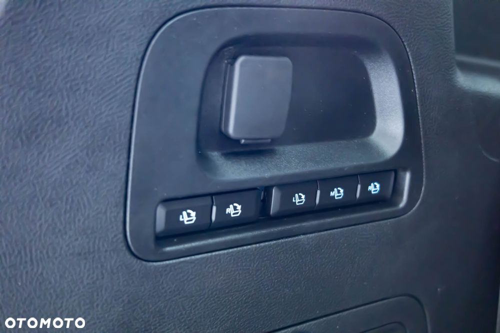 Ford S-Max 2.5 Duratec FHEV (7-Sitzer) ST-LINE - 34