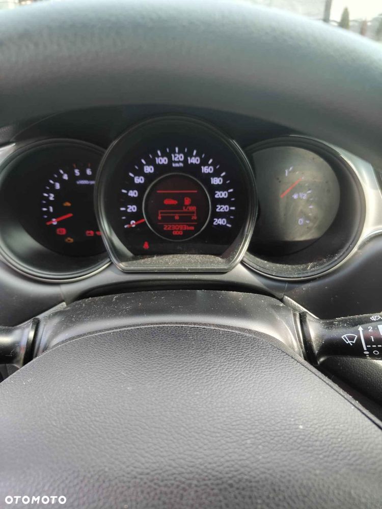 Kia Ceed 1.4 CRDi M - 9