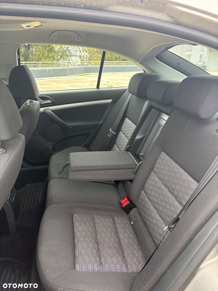 Skoda Octavia 1.4 TSI Ambition - 14