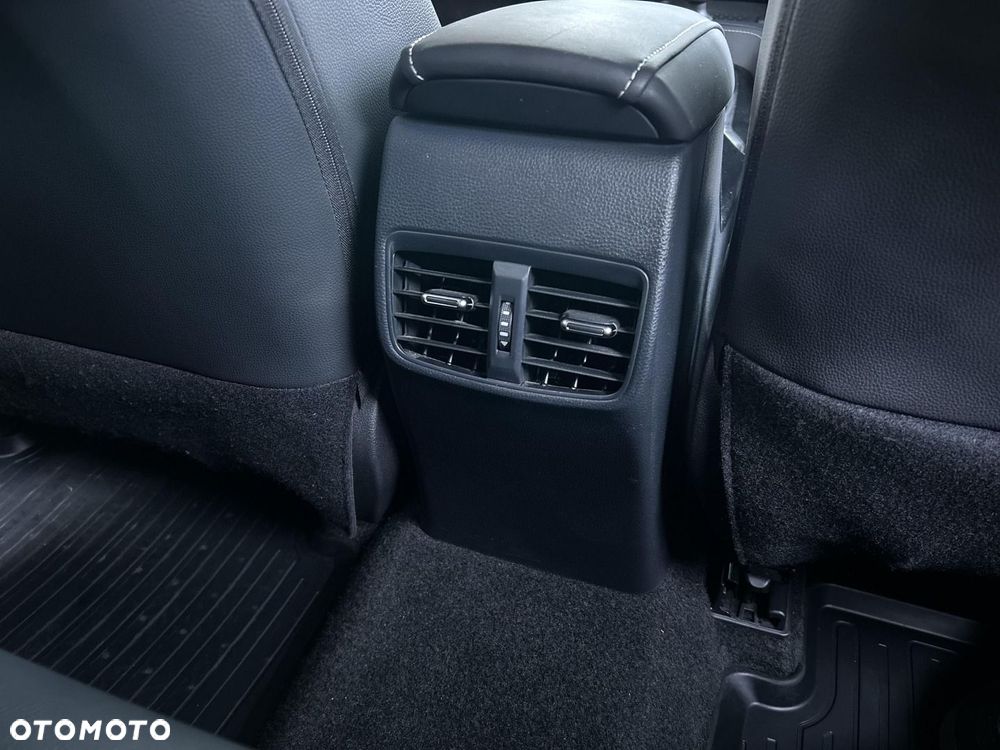 Toyota Corolla 1.2 T Comfort - 27