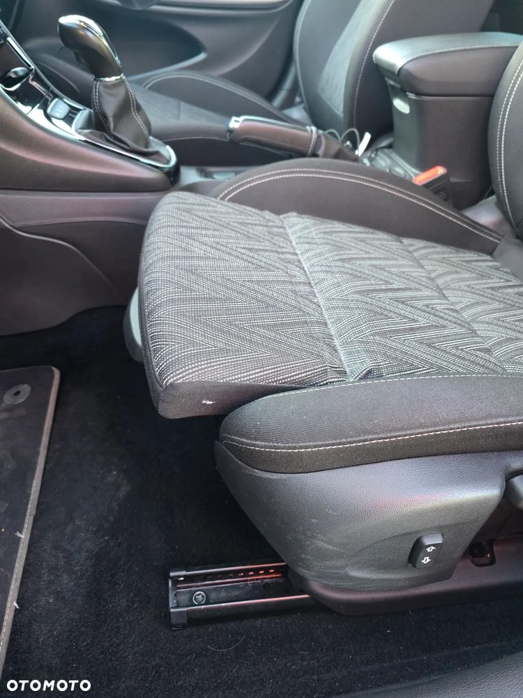 Opel Astra 1.2 Turbo Start/Stop 2020 - 10