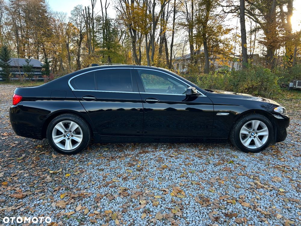 BMW Seria 5 520d Luxury Line - 4