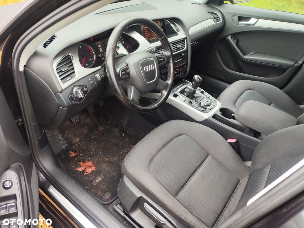 Audi A4 Avant 2.0 TDI - 7