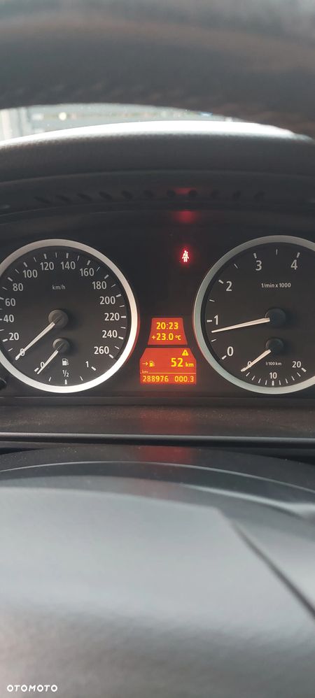 BMW Seria 5 525i - 7