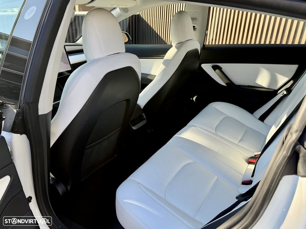 Tesla Model 3 Standard Range Plus RWD - 11