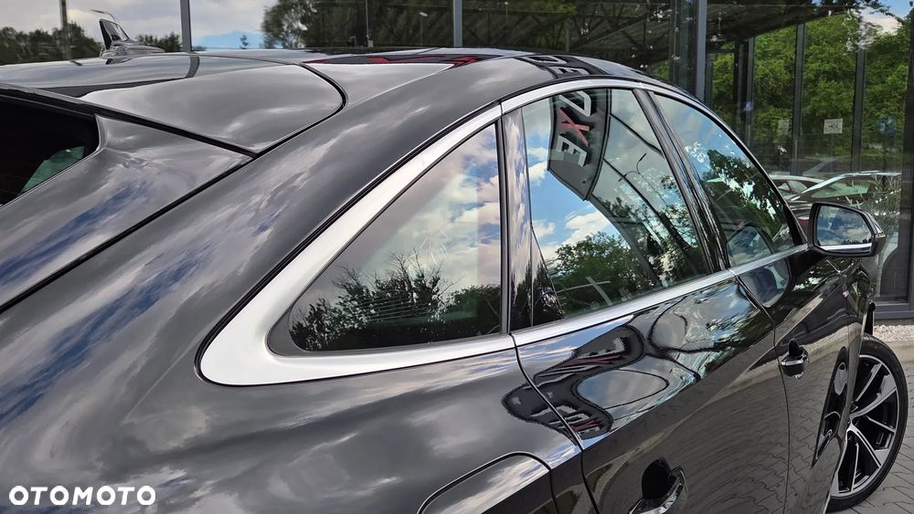 Audi Q5 Sportback - 8
