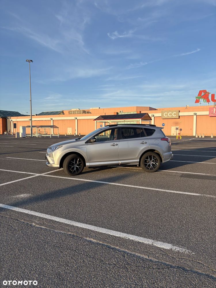 Toyota RAV4 - 3