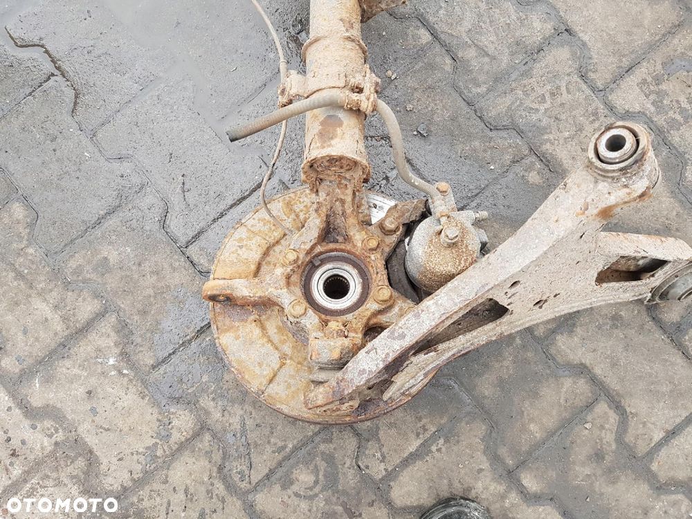 SUZUKI GRAND VITARA II 2.4 B ZWROTNICA AMORTYZATOR PRAWA PRZÓD - 5