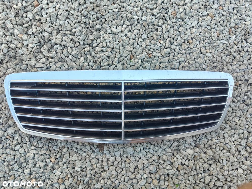 MERCEDES W211 AVANTGARDE GRIL ATRAPA PRZEDNIA GRILL - 1
